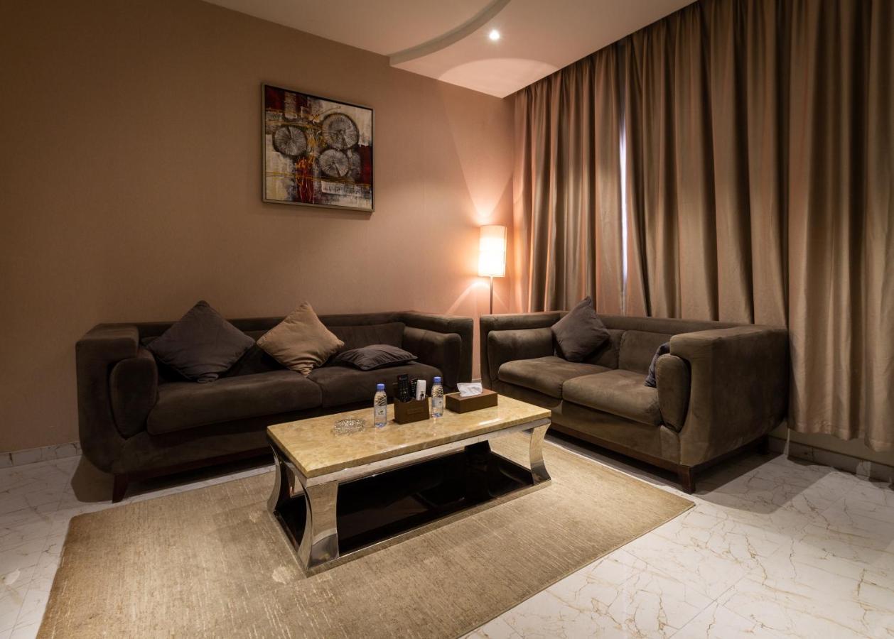 Toot House Alqaim Aparthotel ฏออิฟ ภายนอก รูปภาพ
